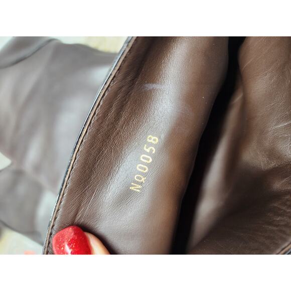 LOUIS VUITTON BROWN KNEE HIGH TALL LOGO LEATHER BOOTS - SIZE 41 - Picture 15 of 16